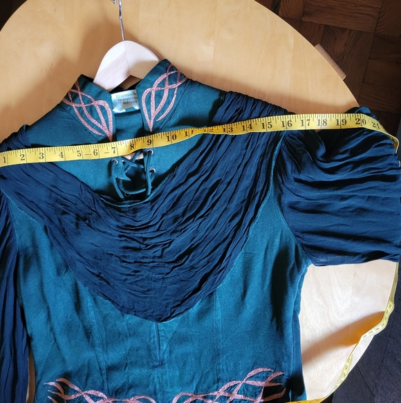 Holy Clothing Lysandra Top In Huntress Green Medium - Picture 3 of 8